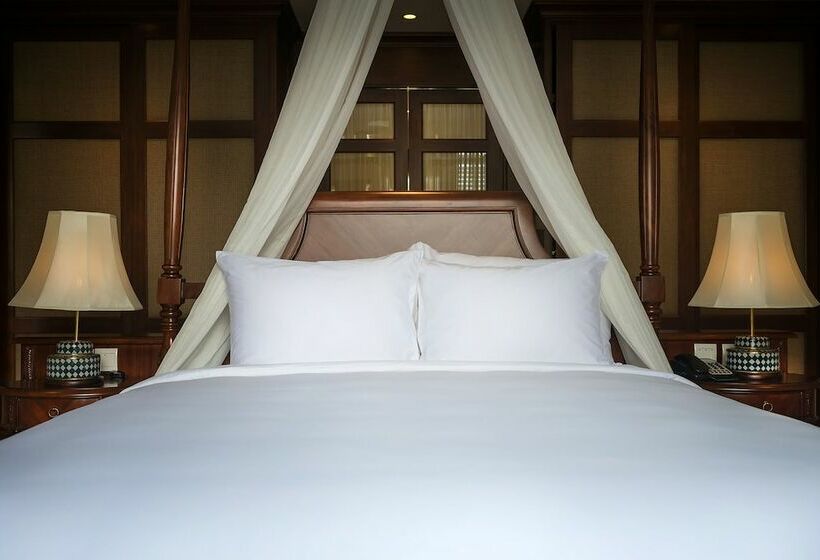 سوییت با چشم‌انداز استخر, La Siesta Hoi An Resort & Spa