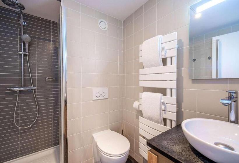 غرفة قياسية داخلية, Les Flots   Hôtel Et Restaurant Face à L Océan   Châtelaillon Plage