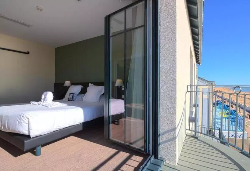 キングサイズベッドのスイートルーム, Les Flots   Hôtel Et Restaurant Face à L Océan   Châtelaillon Plage