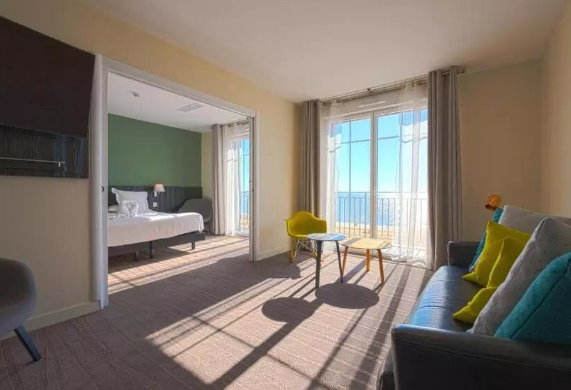 キングサイズベッドのスイートルーム, Les Flots   Hôtel Et Restaurant Face à L Océan   Châtelaillon Plage