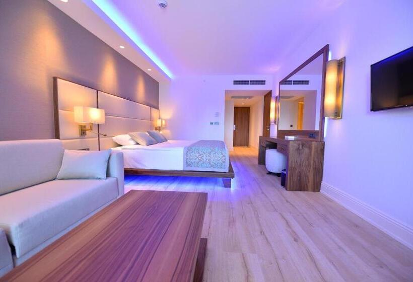 חדר דלוקס צדדי נוף לים, Liberty Lykia Adults Only