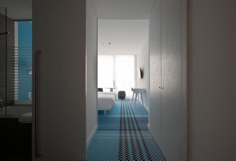 デラックスルーム, Macarico Beach