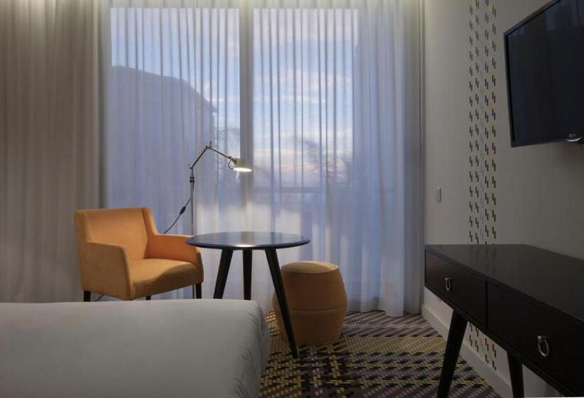 חדר דלוקס, Macarico Beach