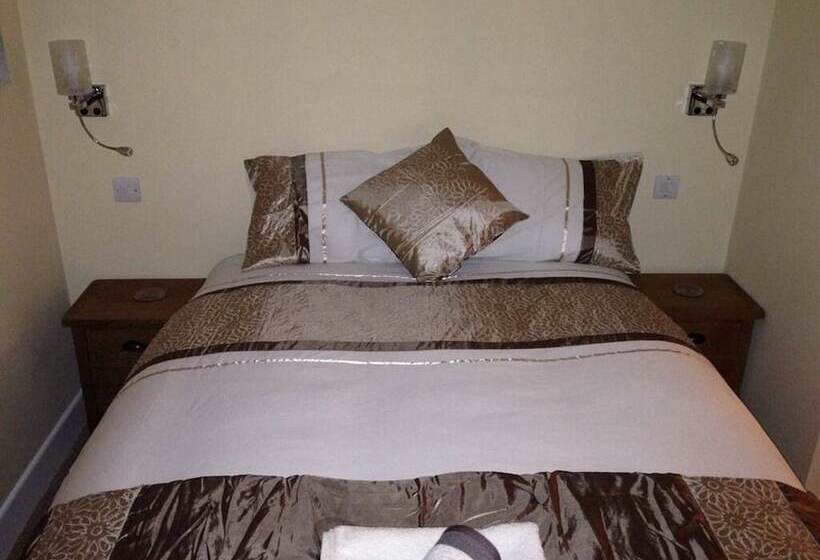 חדר סופריור, Mildmay Arms