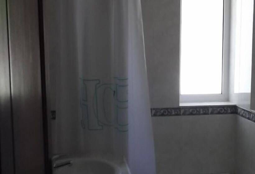 스탠다드 룸, Minho Belo