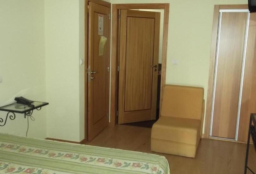 스탠다드 룸, Minho Belo