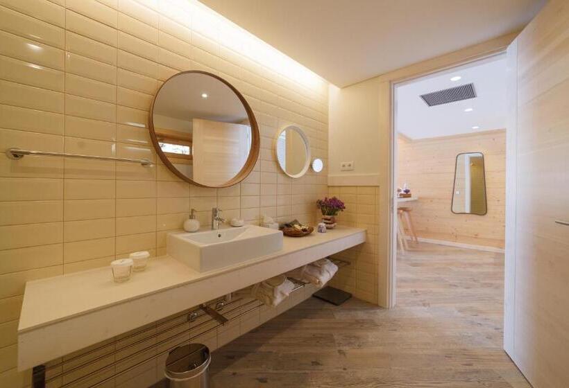 带花园景观的标准洋房, Rinoterra Minho