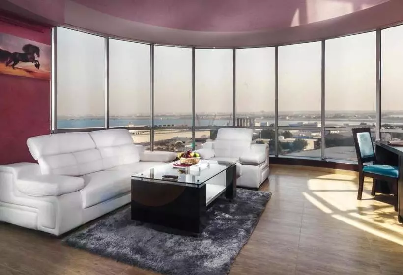 سوئیت رویال, Royal Phoenicia