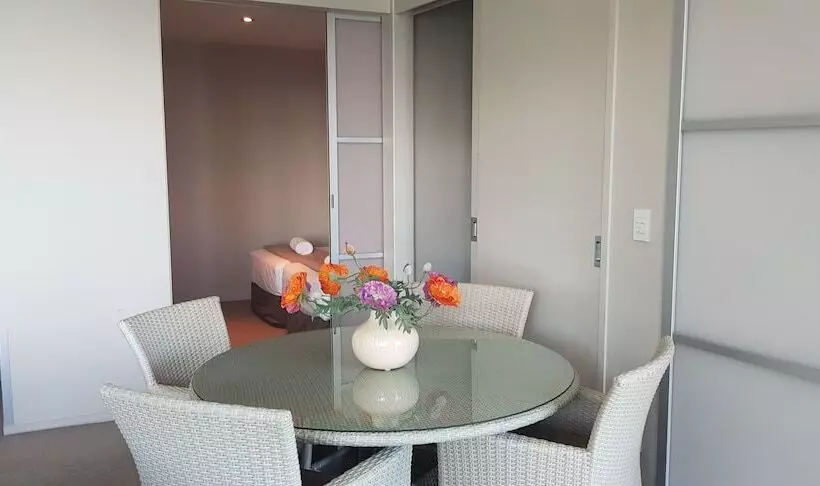 ３ベッドルームアパートメント, The Pacific Apartments