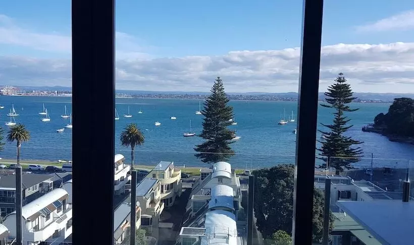 ３ベッドルームアパートメント, The Pacific Apartments
