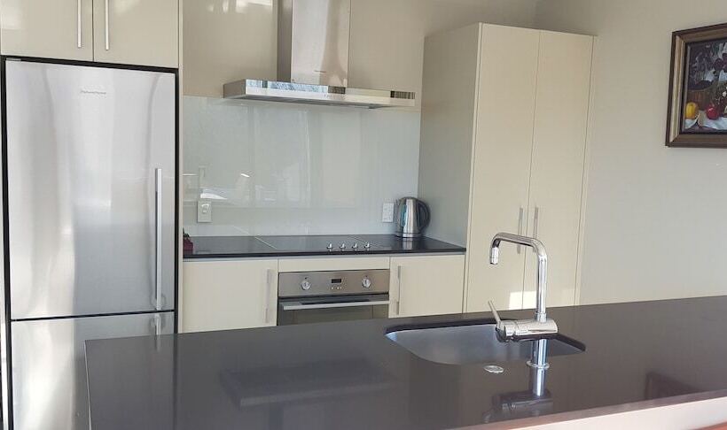 침실 2개 아파트, The Pacific Apartments