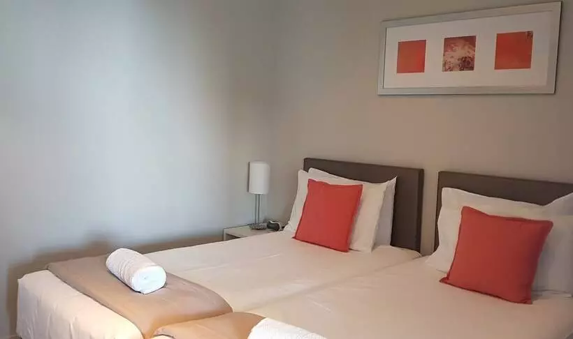 ３ベッドルームアパートメント, The Pacific Apartments
