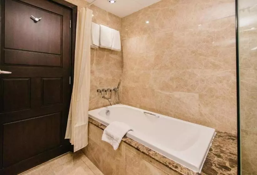 اتاق لوکس, Al Meroz Hotel Bangkok   The Leading Halal