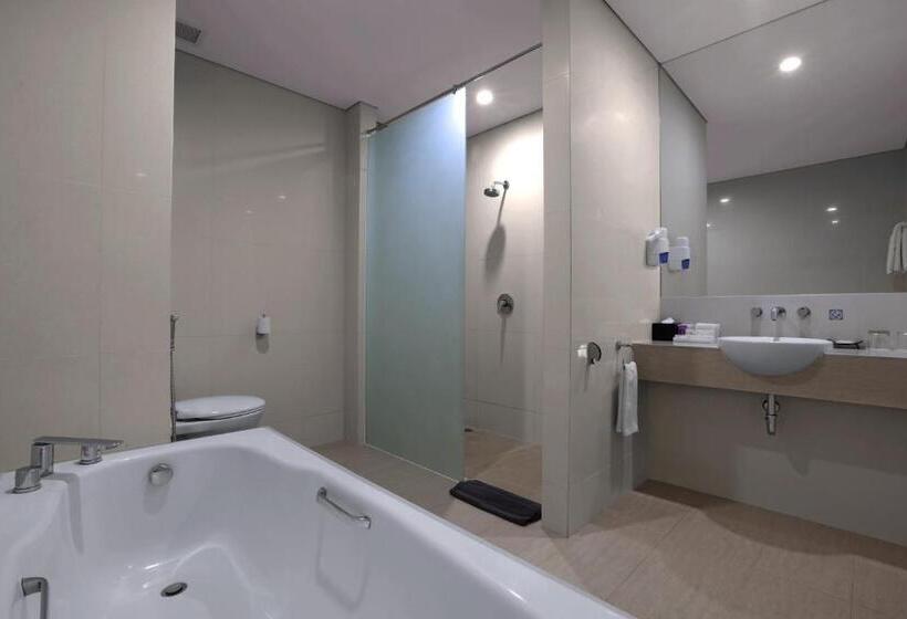 סוויטה, Aston Cirebon Hotel And Convention Center