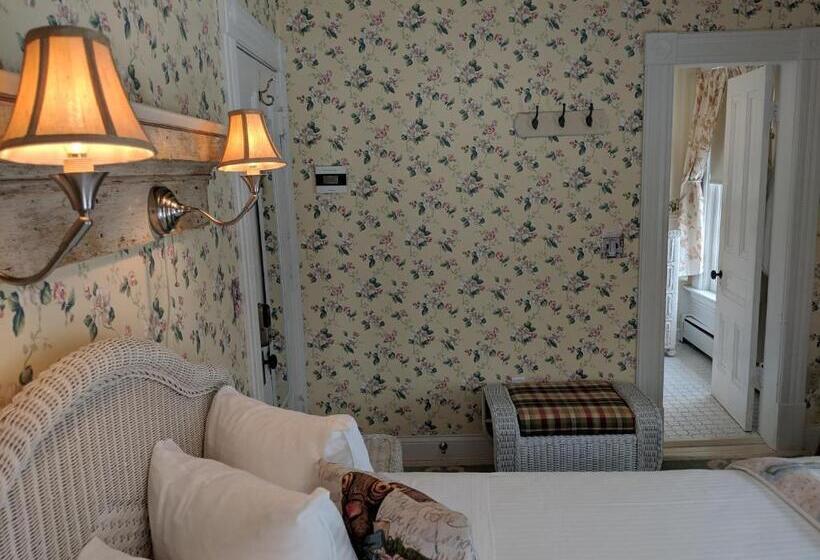 غرفة قياسية مطلّة علي الحديقة, Heart Of The Village Inn