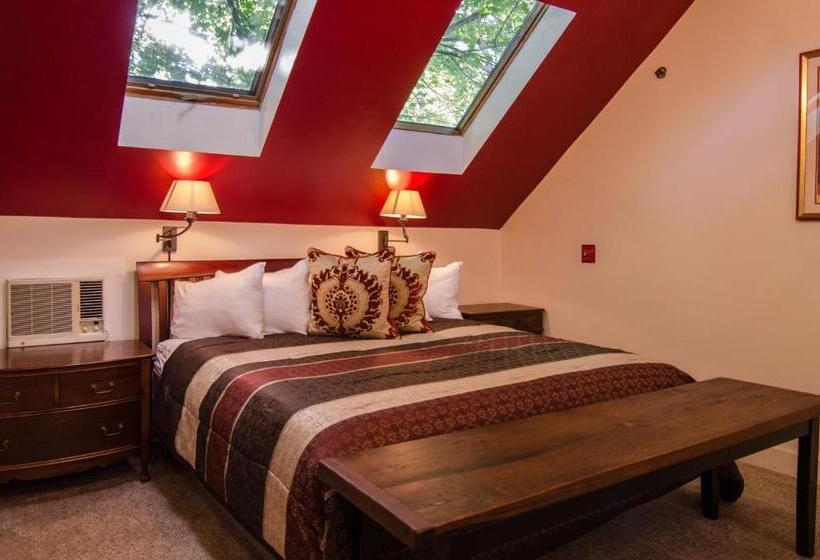 غرفة قياسية مزوَّدة بجاكوزي, Heart Of The Village Inn