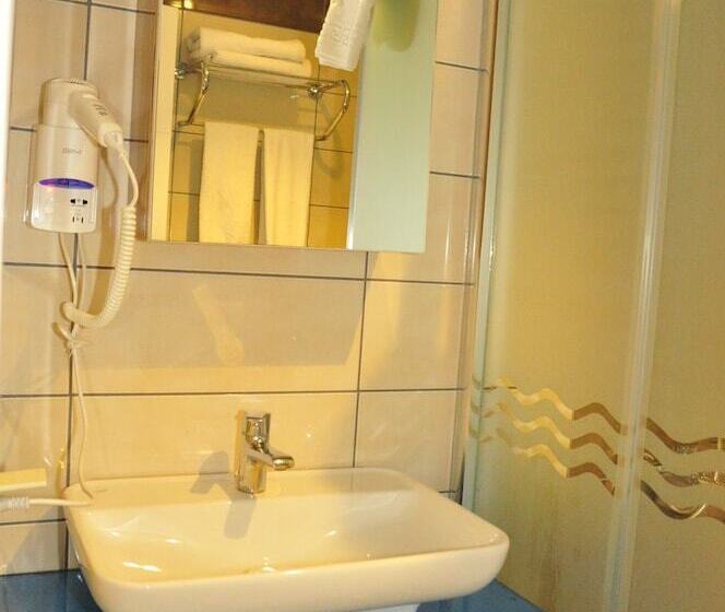 Standard Triple Room Sea View, Aura Boutique