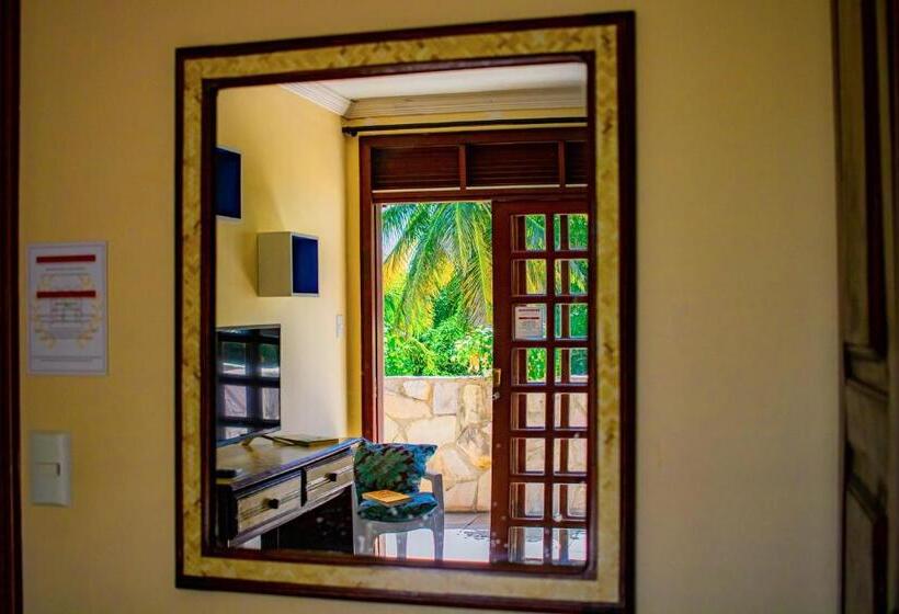 חדר דלוקס צדדי נוף לים, Castelo Beach