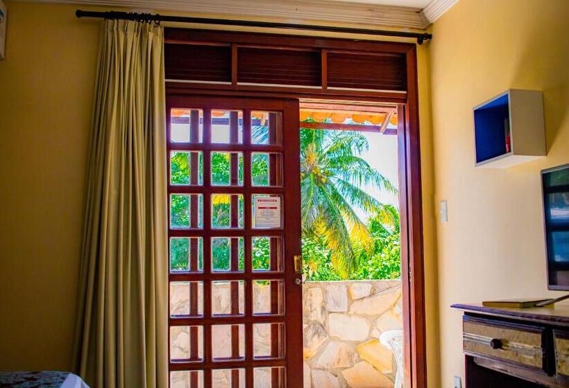 חדר דלוקס צדדי נוף לים, Castelo Beach