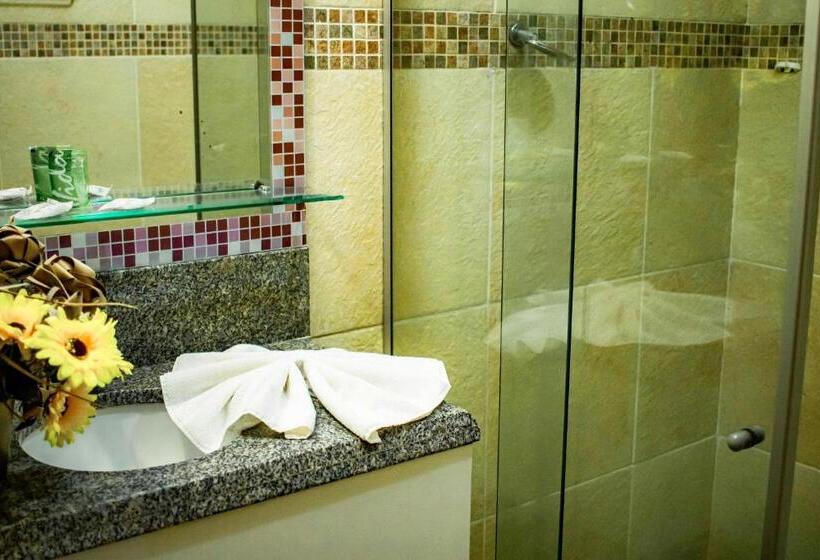 חדר דלוקס לשלושה עם נו לים, Castelo Beach