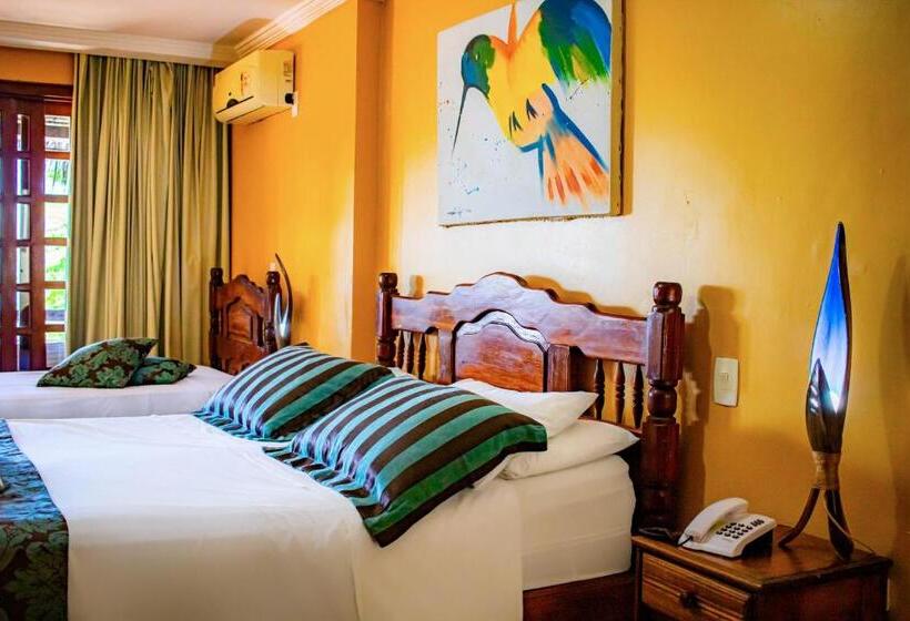 Трехместный Номер Deluxe Вид на Море, Castelo Beach