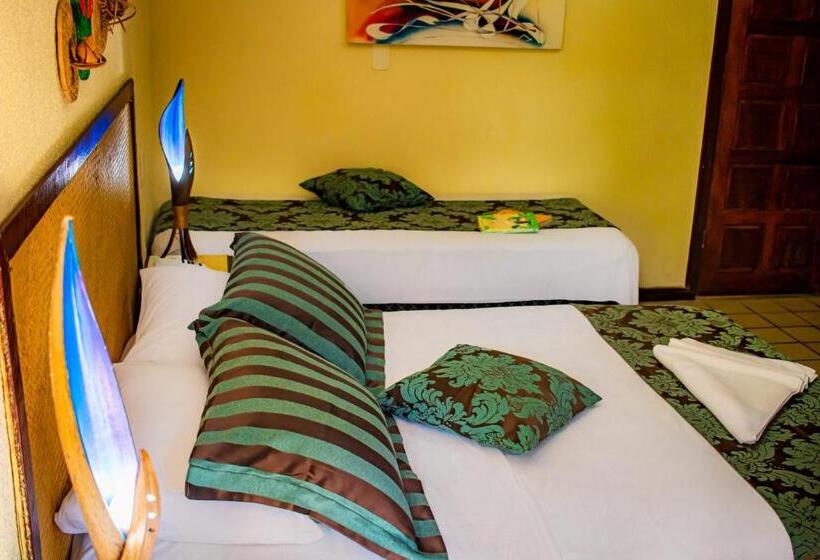 Трехместный Номер Deluxe, Castelo Beach