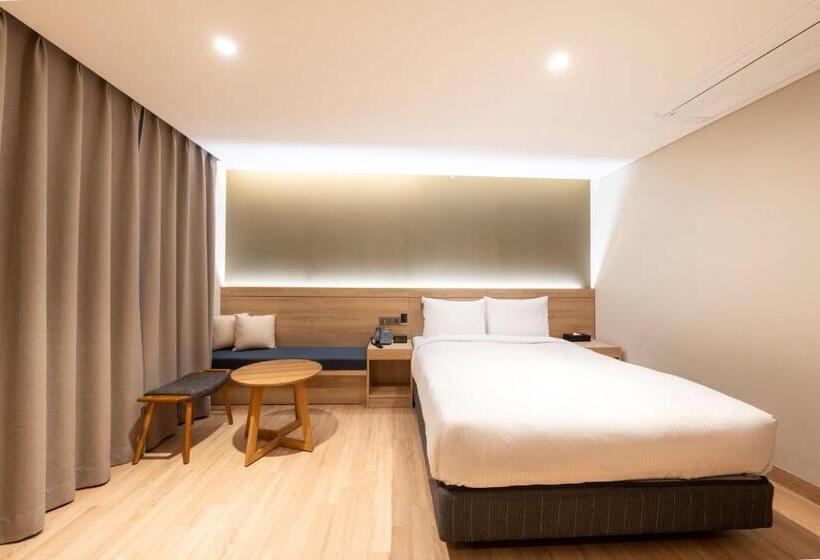 اتاق لوکس, Foret The Spa