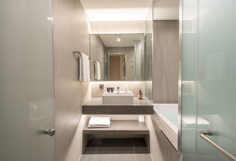 اتاق لوکس, Foret The Spa