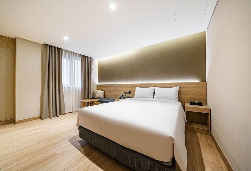 اتاق لوکس, Foret The Spa