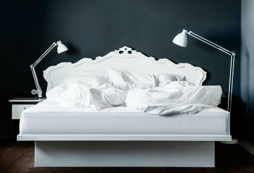 سوئیت با بالکن, Grand Ferdinand Vienna – Your Hotel In The City Center