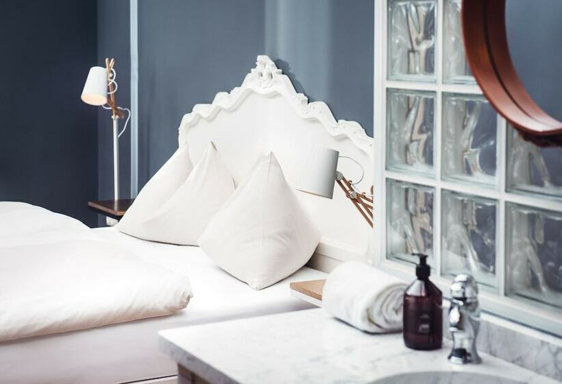 سوئیت با بالکن, Grand Ferdinand Vienna – Your Hotel In The City Center