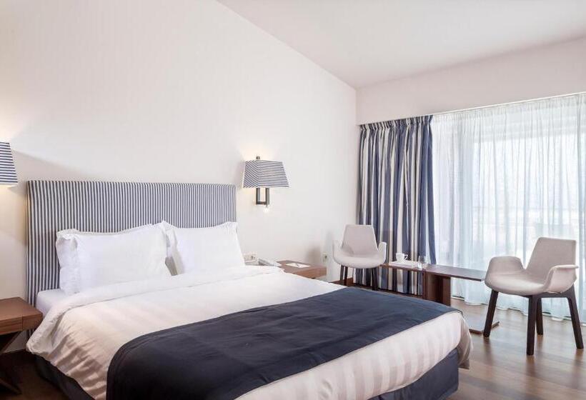 オーシャンビュースーペリアールーム, Horizon Blu Boutique