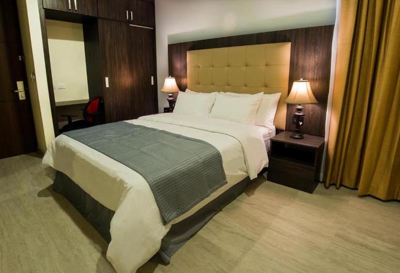 标准间, Hr Amada Cúcuta