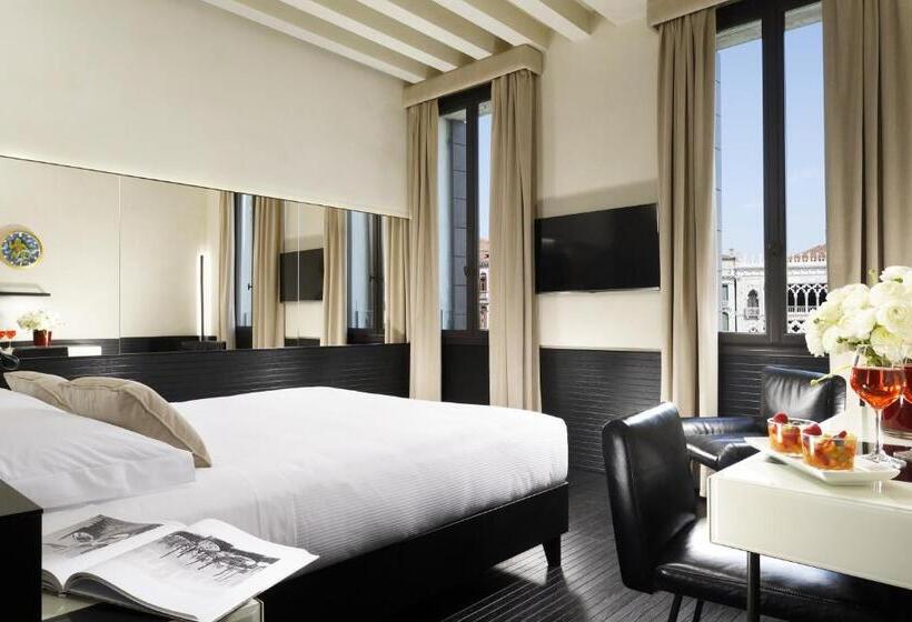 Deluxe Room with Views, L Orologio Venezia   Wtb Hotels