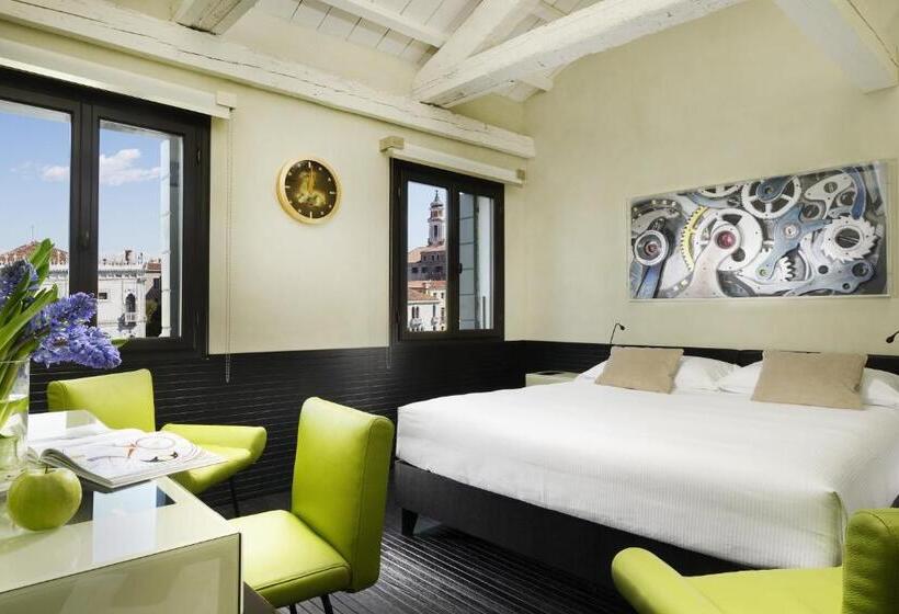 Deluxe Room with Views, L Orologio Venezia   Wtb Hotels