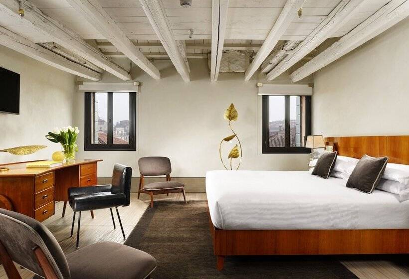 Deluxe Suite, L Orologio Venezia   Wtb Hotels