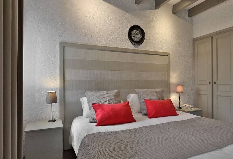 Superior Room with Terrace, Le Mas De Castel  Piscine Chauffee