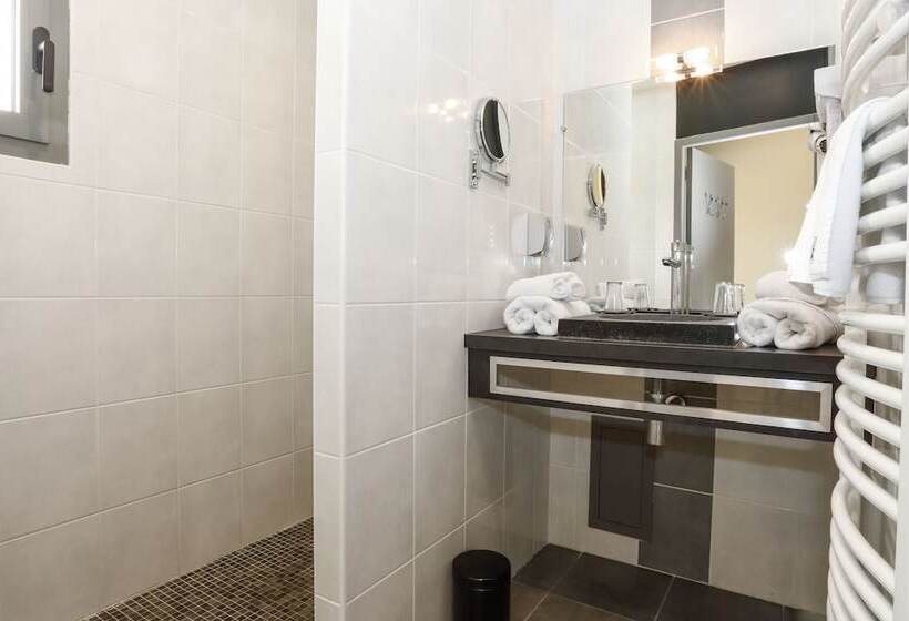 Habitación Premium con Terraza, Le Mas De Castel  Piscine Chauffee