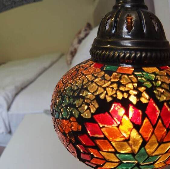 اتاق استاندارد سه نفره, Nagehan Hotel Old City