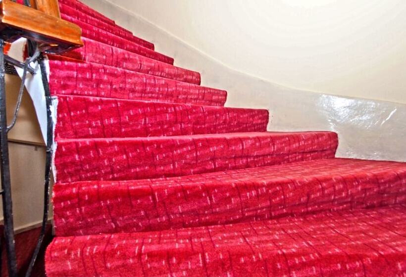 اتاق استاندارد چهار تخته, Nagehan Hotel Old City