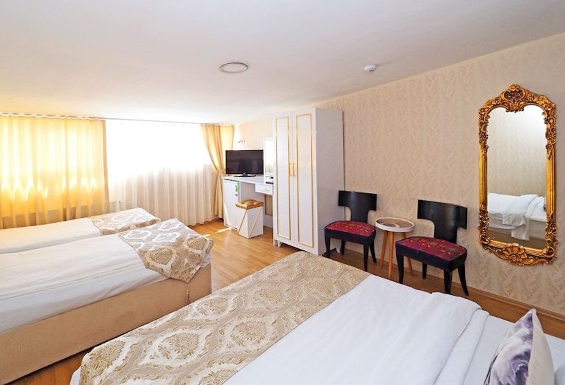 اتاق استاندارد چهار تخته, Nagehan Hotel Old City