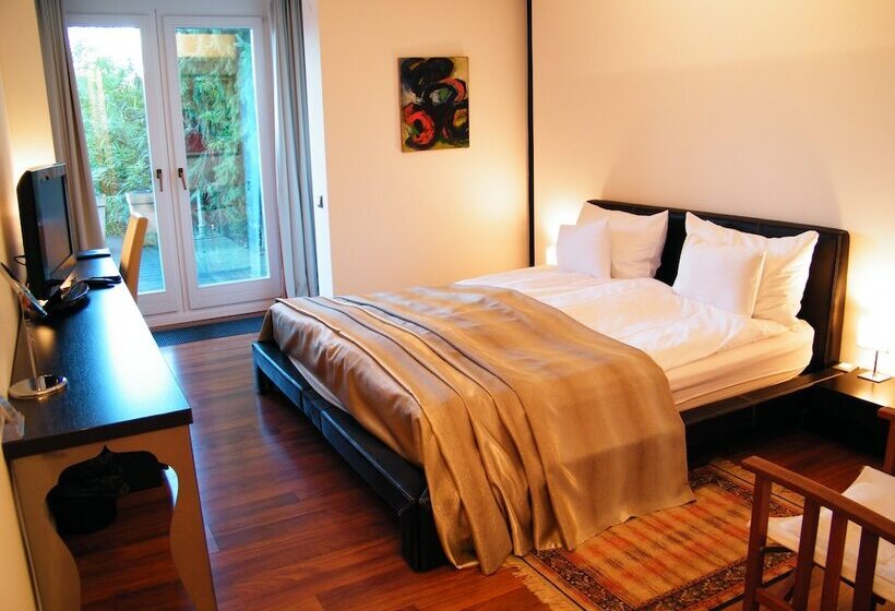 غرفة عائلية, President