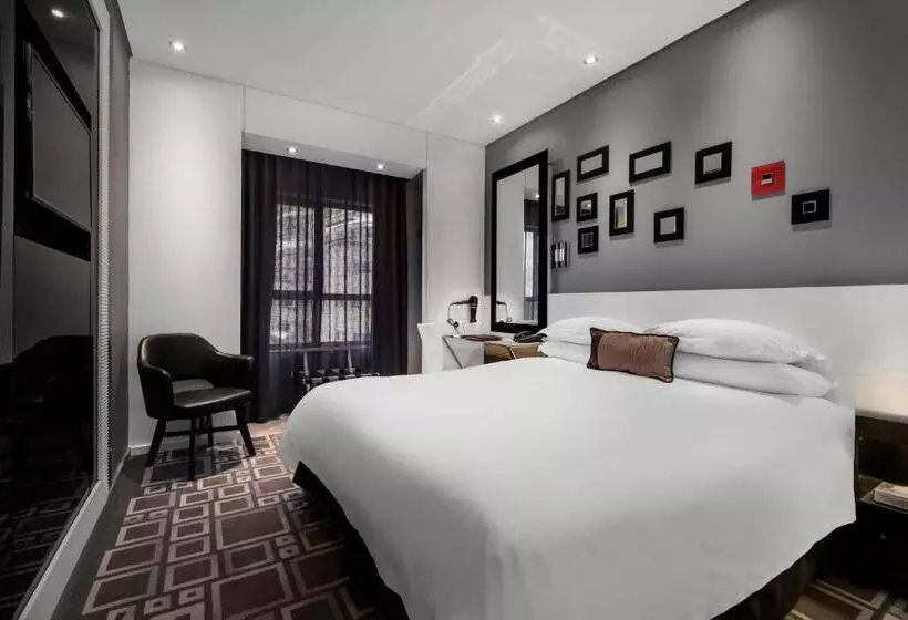キングサイズベッドのスタンダードルーム, Protea Hotel Fire & Ice! By Marriott Pretoria Menlyn
