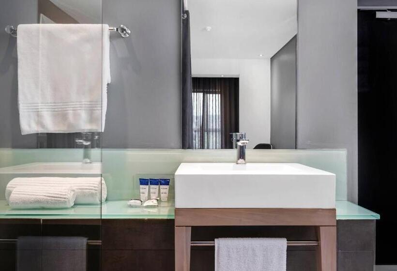 Люкс, Protea Hotel Fire & Ice! By Marriott Pretoria Menlyn