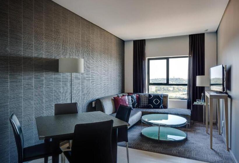 Люкс, Protea Hotel Fire & Ice! By Marriott Pretoria Menlyn