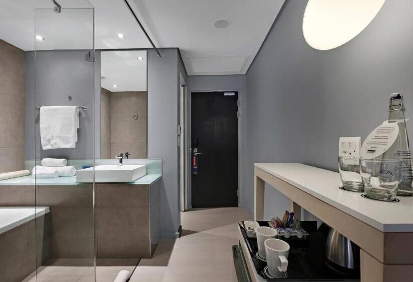 Номер Стандарт, Protea Hotel Fire & Ice! By Marriott Pretoria Menlyn