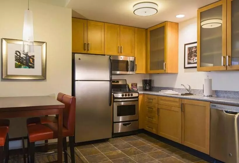 Sviitti 2 Makuuhuonetta, Residence Inn By Marriott Nashville Vanderbilt/west End