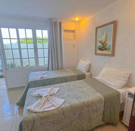 اتاق استاندارد چهار تخته, Residencial Portoveleiro