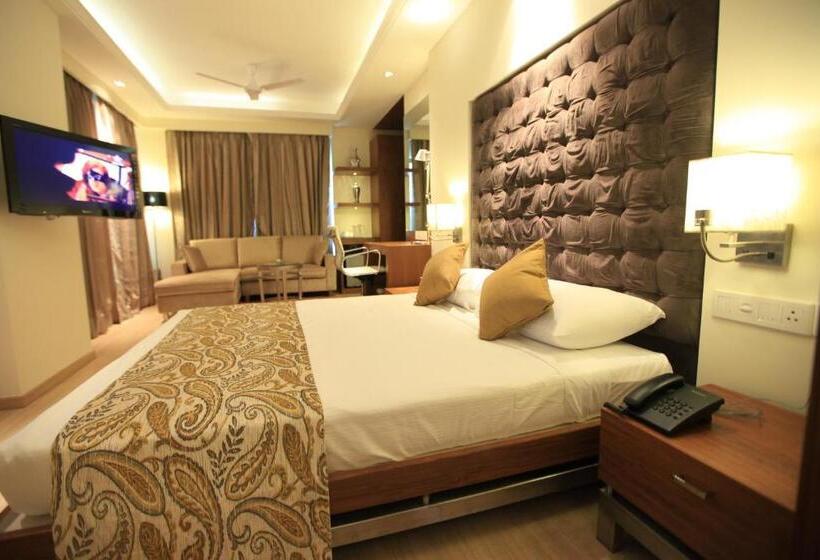 Junior Suite, Riverview