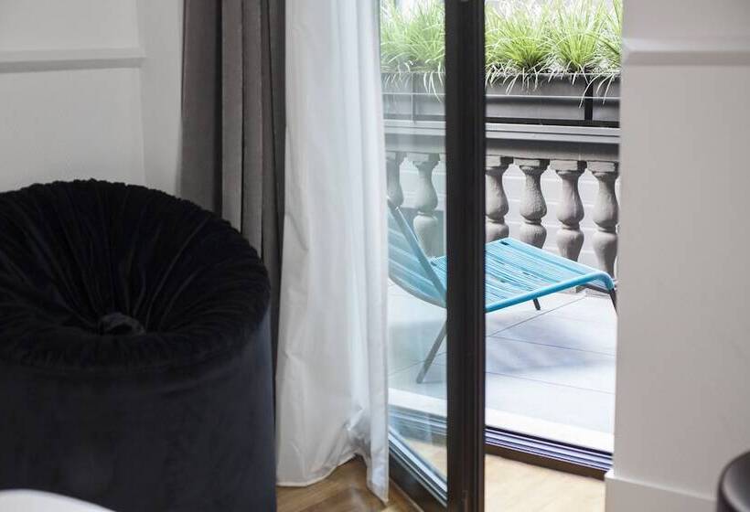 اتاق استاندارد با تراس, Senato Hotel Milano